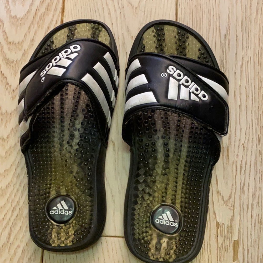 Adidas sports slides